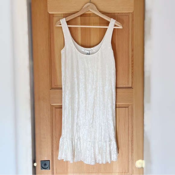 Diane von Furstenberg Silk Sequined Dress size 6 - Picture 1 of 4